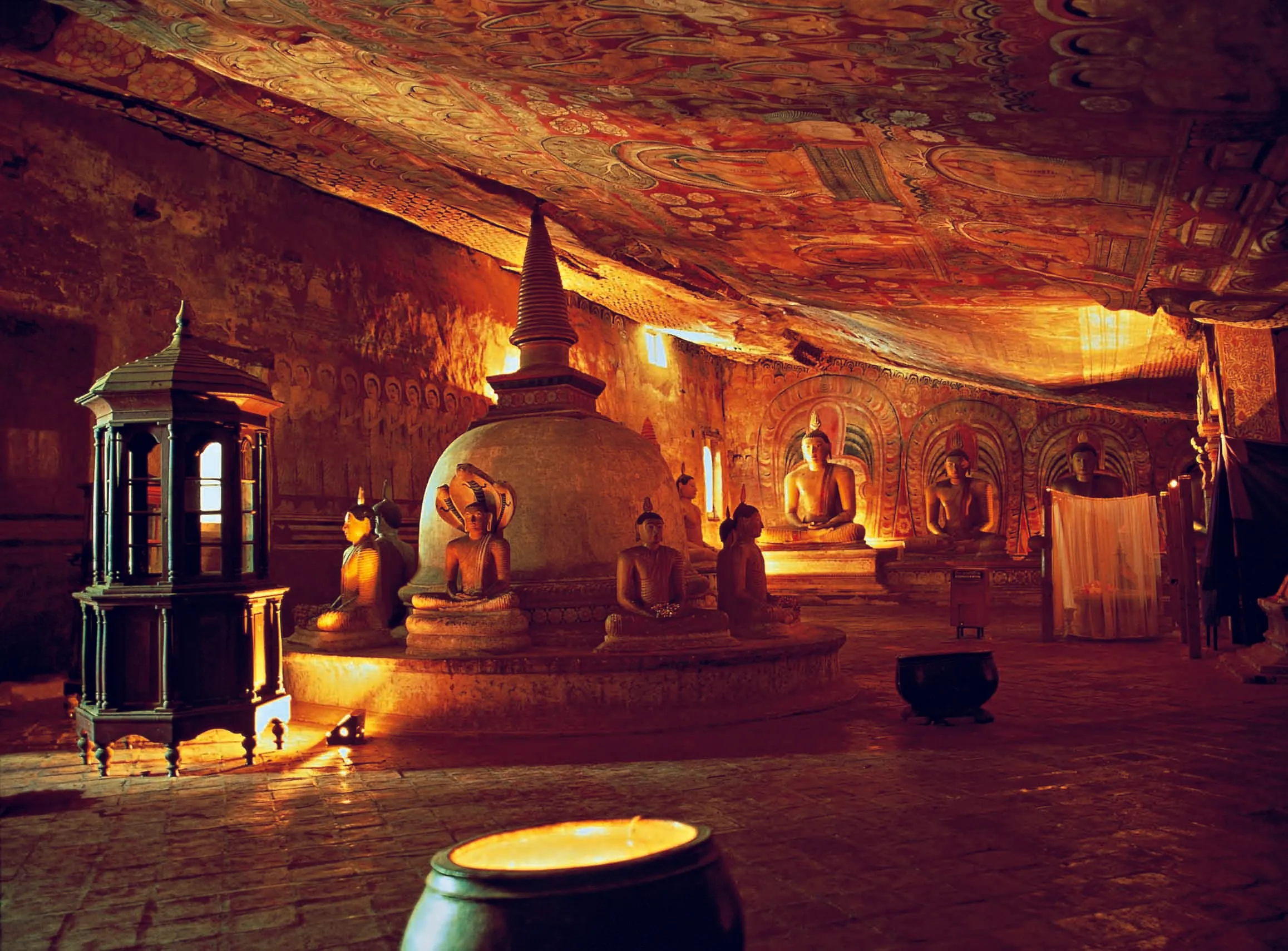 Dambulla Cave Temple